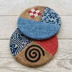 Set 2 tấm lót ly vải lanh thổ cẩm handmade hình tròn decor bàn